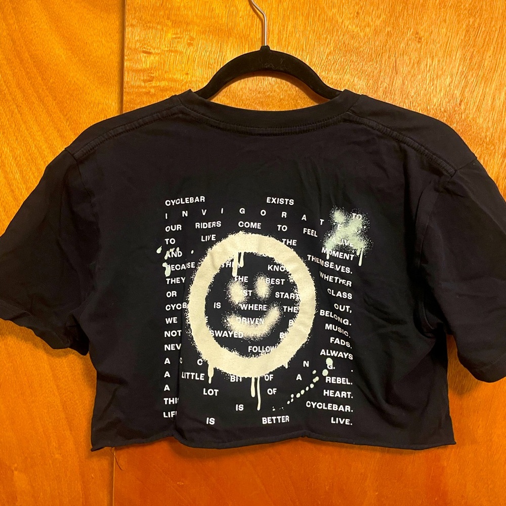 Cyclebar graffiti print cropped T-shirt